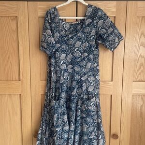 Navy Floral Tiered Midi Dress with Short Sleeves